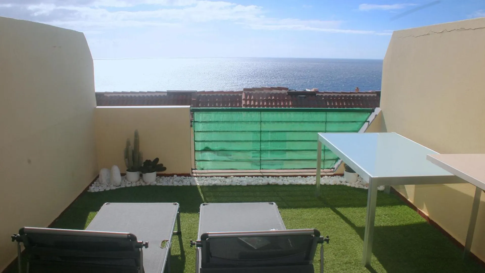 Encantador 120 M2 Vistas Al Mar Y Montana Candelaria 0*,  Spain